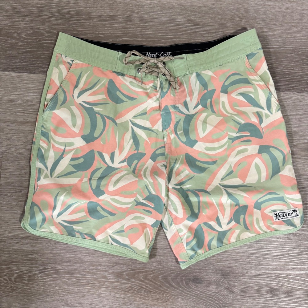 Howler Brothers Board Shorts Mens 34 Green Tropical Palm Leaf Swim Trunks